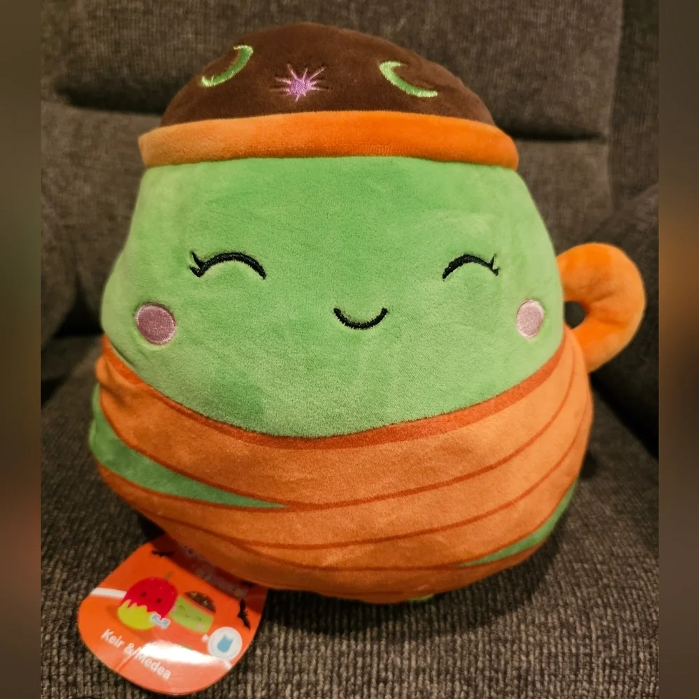 Squishmallows Flip-A-Mallow Keir And Medea Halloween Reversible Plush Toy 8 Inch